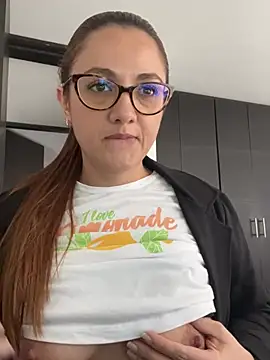 Shianrose online show from February 2025 03:21:01 PM