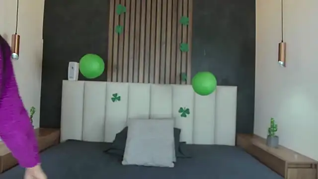 JaylaScott   online show from March 2025 11:42:01 AM