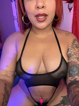 EmmaHot online show from April 2026 09:39:33 PM