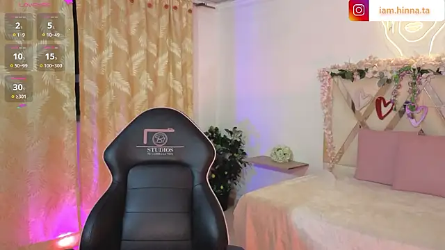 hina tay online show from February 2026 03:21:01 AM