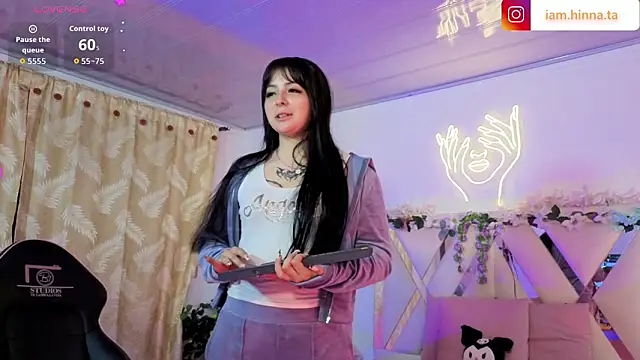 hina tay online show from March 2026 03:21:01 AM