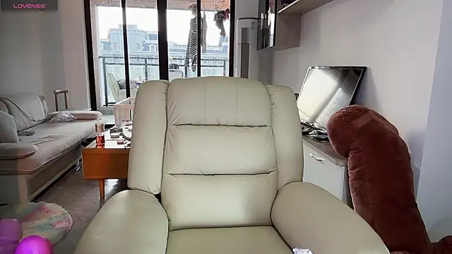 Bunny Tutu online show from January 2025 09:37:02 AM