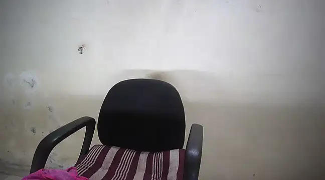 Snapshot of Kinjal_patel01 chatting on January 2025 08:39:02 AM Kinjal patel01 online show from January 2025 08:39:02 AM