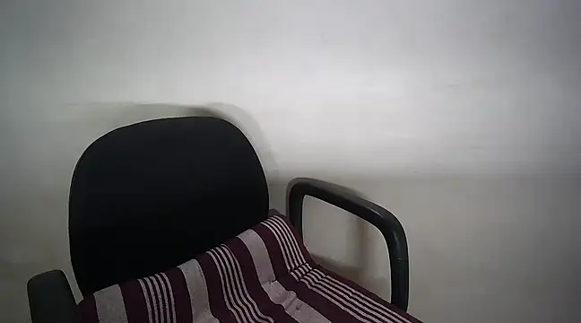 Snapshot of Kinjal_patel01 chatting on February 2025 10:58:02 AM Kinjal patel01 online show from February 2025 10:58:02 AM