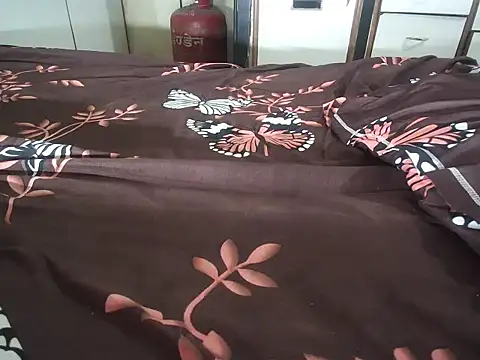 Snapshot of Kinjal_patel01 chatting on September 2025 04:38:02 AM Kinjal patel01 online show from September 2025 04:38:02 AM