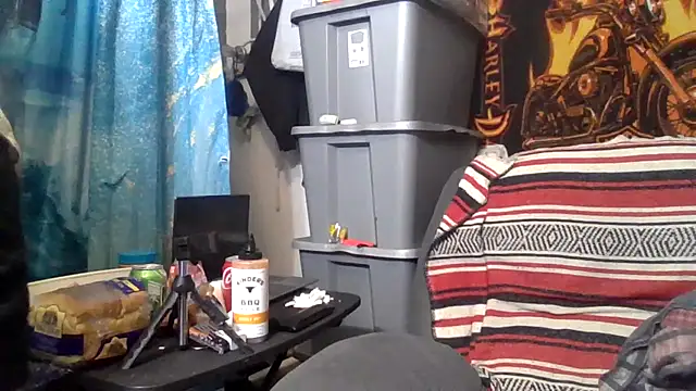 Snapshot of sexaddict_2424 chatting on April 2026 11:21:02 PM sexaddict 2424 online show from April 2026 11:21:02 PM