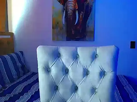 Velk hot online show from March 2026 01:17:02 PM