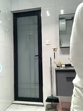 Aimeil online show from December 2024 05:58:02 AM