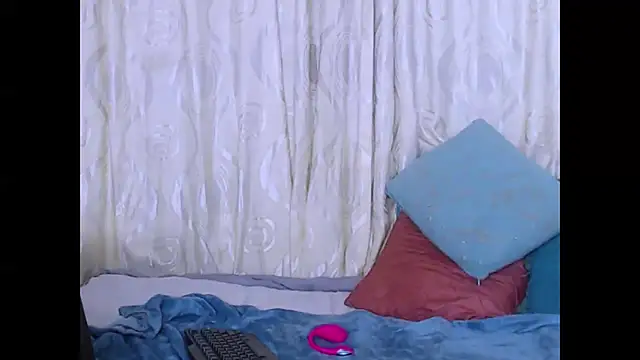 SasyyLissaa online show from November 2025 01:22:01 PM