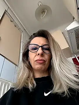 SukyGirl online show from March 2025 12:44:02 PM