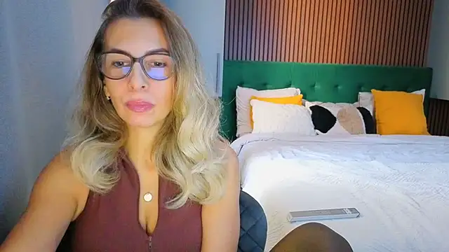 SukyGirl online show from October 2025 09:56:02 AM