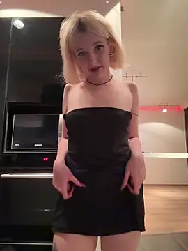 Snapshot of XMelissaX chatting on May 2026 09:22:02 PM XMelissaX online show from May 2026 09:22:02 PM