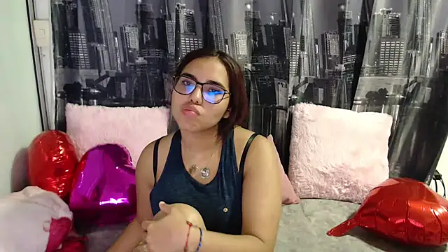 Snapshot of Miapeyton chatting on February 2025 02:28:02 AM Miapeyton online show from February 2025 02:28:02 AM