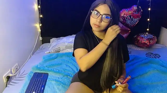 Snapshot of Miapeyton chatting on February 2025 01:28:01 PM Miapeyton online show from February 2025 01:28:01 PM