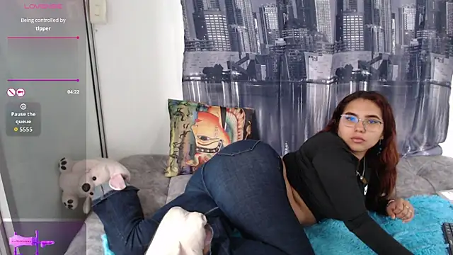 Snapshot of Miapeyton chatting on September 2025 08:36:02 PM Miapeyton online show from September 2025 08:36:02 PM