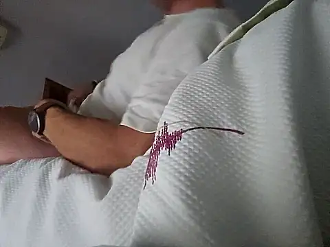 Snapshot of Lucas___81 chatting on November 2025 01:28:01 PM Lucas 81 online show from November 2025 01:28:01 PM