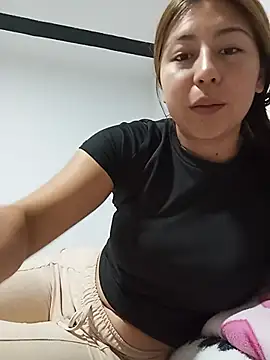 Sara Brownx online show from June 2026 12:01:02 AM