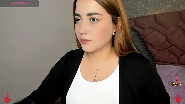 Snapshot of Lucia_star__ chatting on December 2024 07:11:02 PM Lucia star   online show from December 2024 07:11:02 PM