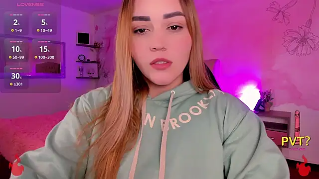 Snapshot of Lucia_star__ chatting on March 2025 02:53:01 AM Lucia star   online show from March 2025 02:53:01 AM
