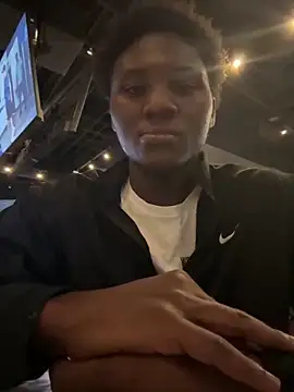 Snapshot of Festivitiesking1 chatting on October 2025 02:28:01 AM Festivitiesking1 online show from October 2025 02:28:01 AM