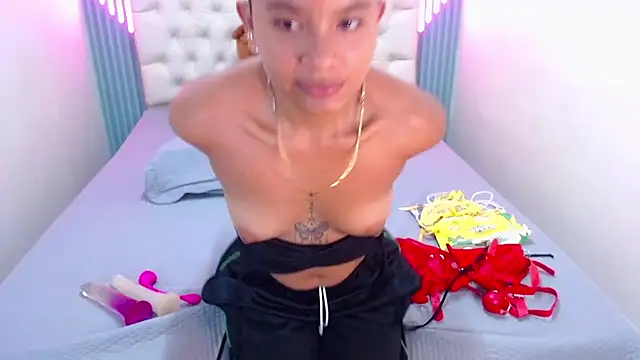 Angelica Blue online show from November 2025 05:15:02 PM