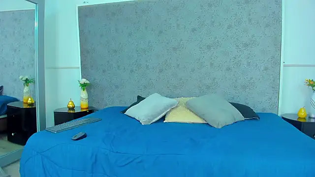 Latrellx7 online show from March 2025 11:42:01 AM