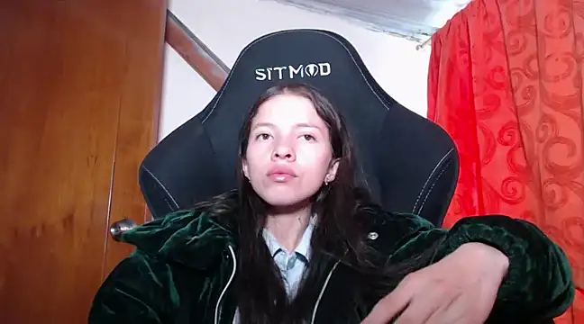 sweetdam12 online show from March 2025 08:12:01 PM