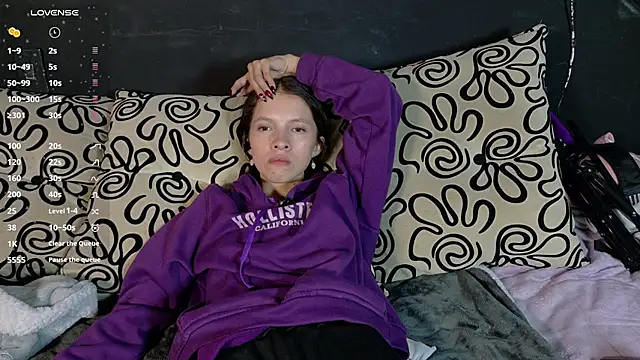 sweetdam12 online show from October 2025 07:48:02 PM