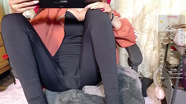 sweetdam12 online show from January 2026 07:50:01 PM