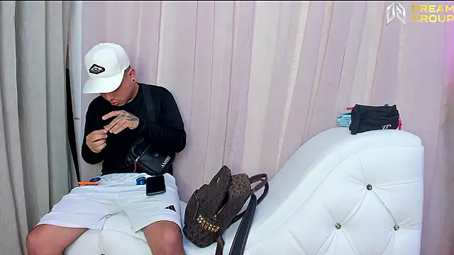 Yourslust  online show from March 2026 08:08:02 PM