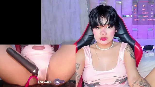 PetiteSalome online show from October 2025 12:39:02 PM