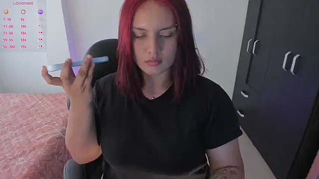 Snapshot of SabrinaVega chatting on February 2026 02:48:02 PM SabrinaVega online show from February 2026 02:48:02 PM