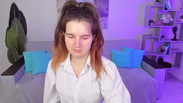 BonneyLove online show from September 2025 02:17:01 PM