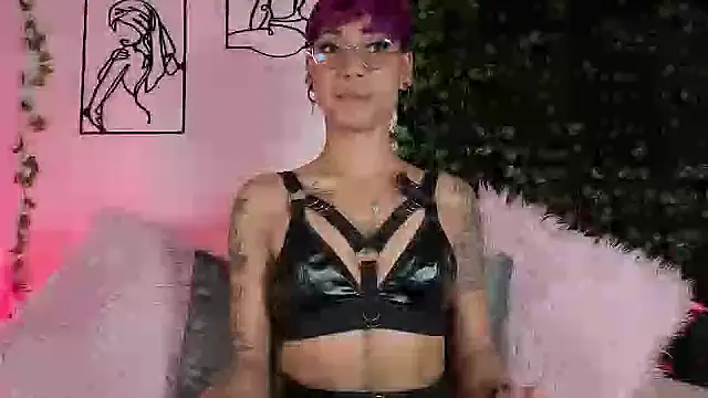 MiaMorgan  online show from October 2025 12:33:01 PM