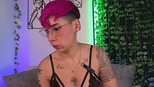 MiaMorgan  online show from February 2026 03:10:01 PM