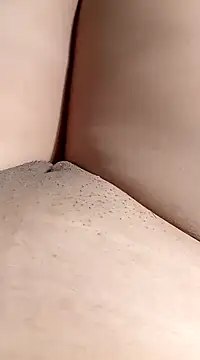 Snapshot of Khaleyssi chatting on December 2024 04:27:02 PM Khaleyssi online show from December 2024 04:27:02 PM