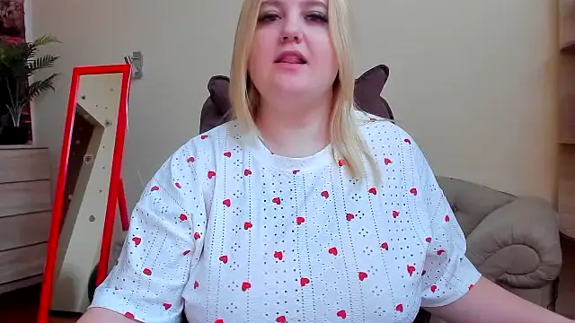 Doliss online show from November 2025 07:05:02 AM