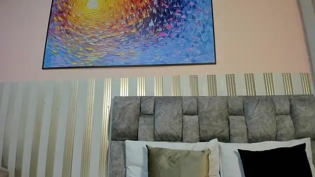 nova lane online show from April 2026 08:03:01 PM