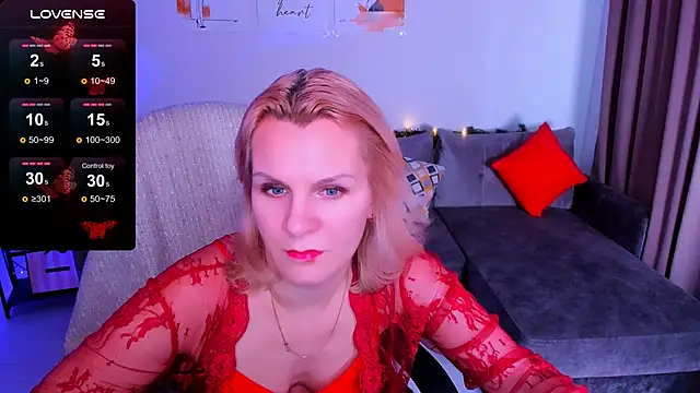 Snapshot of Louisa_Bay chatting on January 2025 11:06:01 AM Louisa Bay online show from January 2025 11:06:01 AM