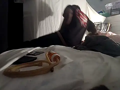 DevinToore online show from October 2025 03:42:01 AM