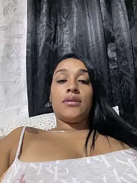 Snapshot of KatalinnaBrown chatting on February 2026 11:38:02 AM KatalinnaBrown online show from February 2026 11:38:02 AM