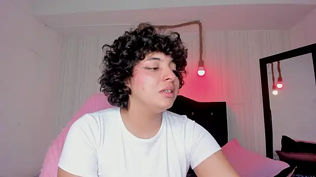 miku katsuragi online show from October 2025 05:16:02 AM