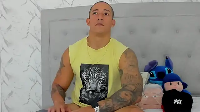 luigiferrara online show from October 2025 05:55:01 PM