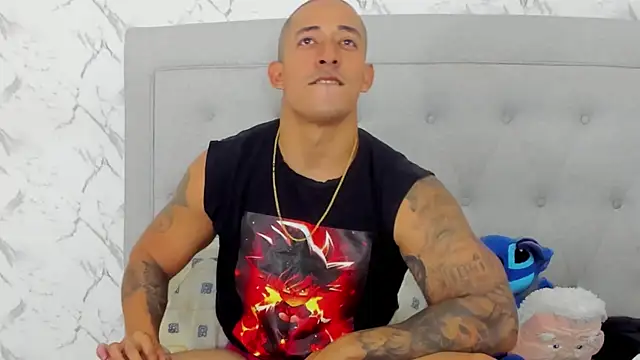 luigiferrara online show from October 2025 08:53:02 PM