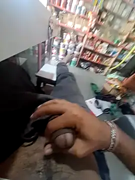 Snapshot of dickerdaddy25 chatting on January 2025 08:07:02 AM dickerdaddy25 online show from January 2025 08:07:02 AM