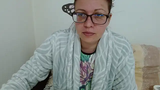 LadyHellene online show from March 2026 05:08:02 AM