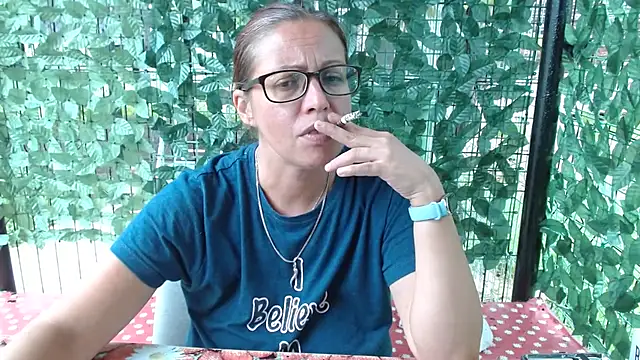 Snapshot of LadyHellene chatting on July 2026 01:39:01 PM LadyHellene online show from July 2026 01:39:01 PM