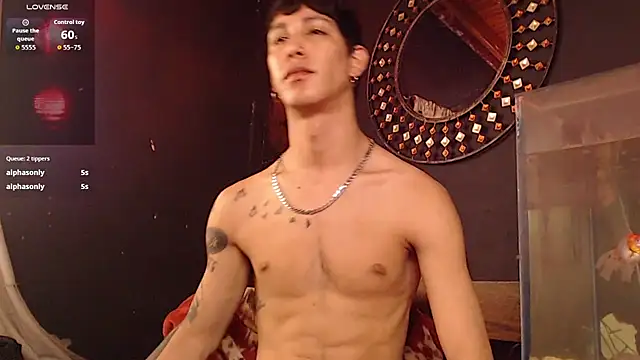 Snapshot of Godly_huan chatting on May 2026 02:57:02 PM Godly huan online show from May 2026 02:57:02 PM