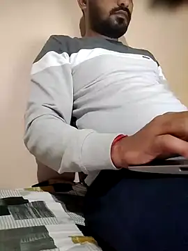 Snapshot of Jayesh_Love chatting on January 2025 01:01:01 PM Jayesh Love online show from January 2025 01:01:01 PM