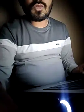 Snapshot of Jayesh_Love chatting on January 2025 07:05:01 PM Jayesh Love online show from January 2025 07:05:01 PM